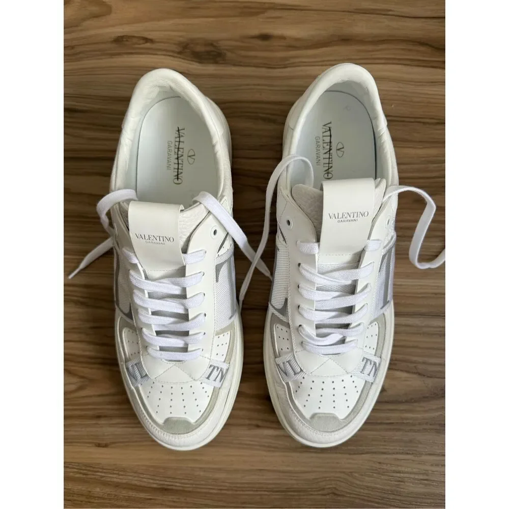 Valentino Garavani Low-Top Calfskin VL7N Sneakers with Bands US 11